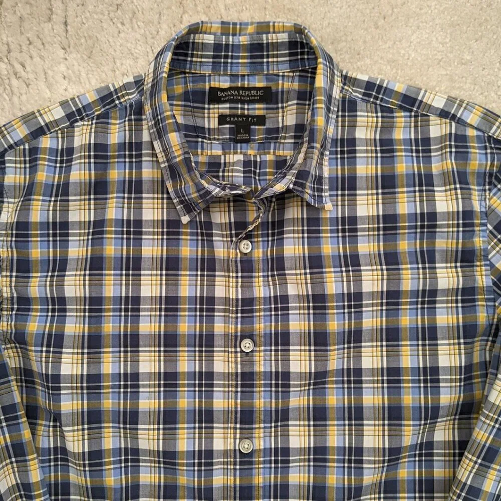 Banana Republic blue plaid shirt large